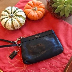 Black Coach Wristlet Wallet